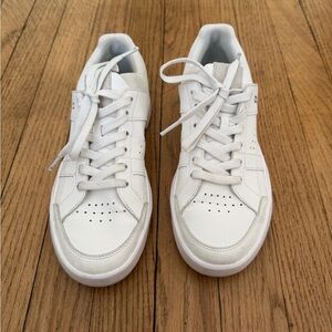 Women’s White Low-Top Lace-Up Sneakers